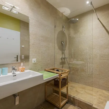 Elegance By Interhome インターラーケン